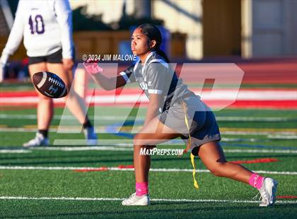 Thumbnail 3 in Hillsdale vs. Sequoia photogallery.
