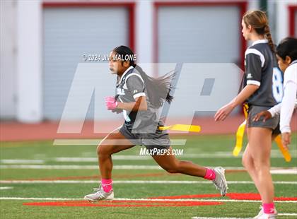 Thumbnail 1 in Hillsdale vs. Sequoia photogallery.