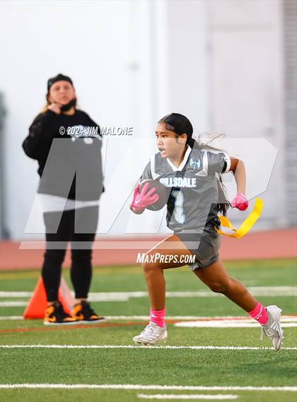 Thumbnail 3 in Hillsdale vs. Sequoia photogallery.