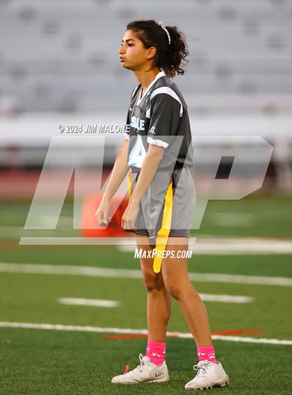 Thumbnail 2 in Hillsdale vs. Sequoia photogallery.