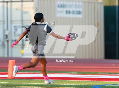 Thumbnail 3 in Hillsdale vs. Sequoia photogallery.