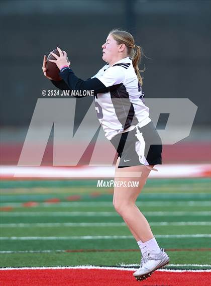 Thumbnail 1 in Hillsdale vs. Sequoia photogallery.