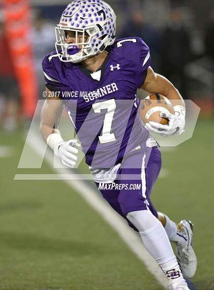Thumbnail 3 in Bellarmine Prep @ Sumner photogallery.