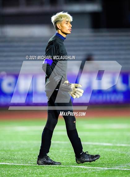 Thumbnail 3 in Uniondale vs Westbury (Section 8 Nassau AA Final) photogallery.