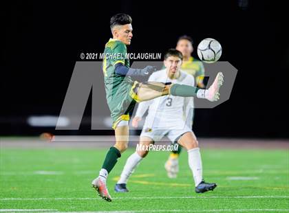 Thumbnail 3 in Uniondale vs Westbury (Section 8 Nassau AA Final) photogallery.