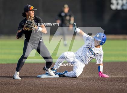 Thumbnail 3 in Clyde vs. Brock (UIL Baseball 3A Region 1 Area Playoff) photogallery.