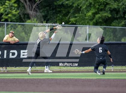 Thumbnail 1 in Clyde vs. Brock (UIL Baseball 3A Region 1 Area Playoff) photogallery.