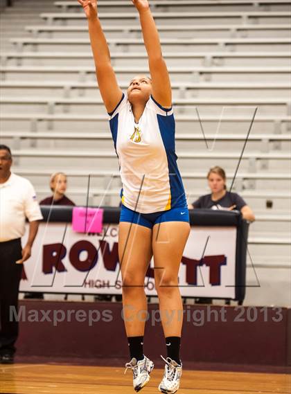 Thumbnail 3 in Lakeview Centennial vs South Garland (Garland ISD Tournament) photogallery.