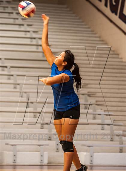 Thumbnail 3 in Lakeview Centennial vs South Garland (Garland ISD Tournament) photogallery.