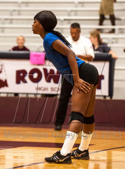 Thumbnail 2 in Lakeview Centennial vs South Garland (Garland ISD Tournament) photogallery.