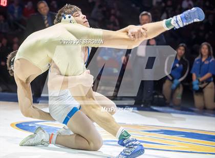 Thumbnail 3 in CIF State Boys Wrestling Championships (Finals; 106lbs - 145llbs) photogallery.