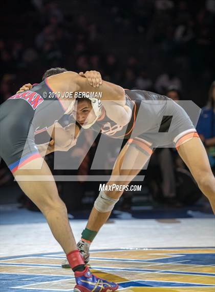 Thumbnail 2 in CIF State Boys Wrestling Championships (Finals; 106lbs - 145llbs) photogallery.