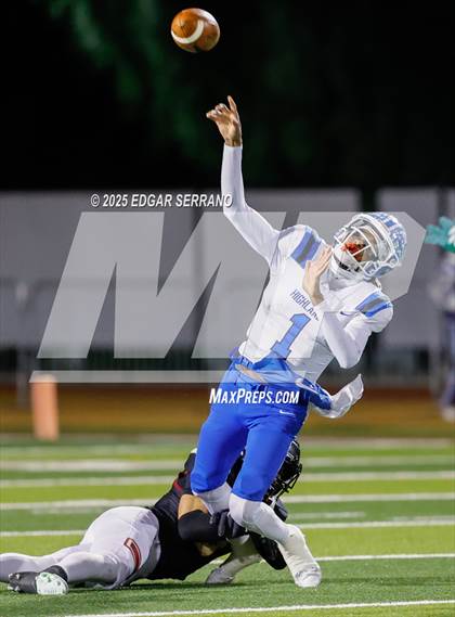Thumbnail 3 in La Habra vs Oaks Christian (CIF SS D4 Semifinal) photogallery.