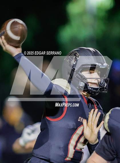 Thumbnail 3 in La Habra vs Oaks Christian (CIF SS D4 Semifinal) photogallery.