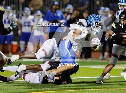 Thumbnail 1 in La Habra vs Oaks Christian (CIF SS D4 Semifinal) photogallery.