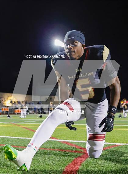 Thumbnail 3 in La Habra vs Oaks Christian (CIF SS D4 Semifinal) photogallery.