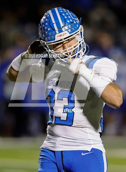 Thumbnail 2 in La Habra vs Oaks Christian (CIF SS D4 Semifinal) photogallery.