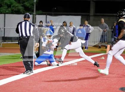 Thumbnail 2 in La Habra vs Oaks Christian (CIF SS D4 Semifinal) photogallery.