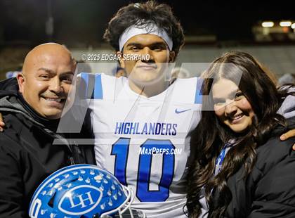 Thumbnail 3 in La Habra vs Oaks Christian (CIF SS D4 Semifinal) photogallery.