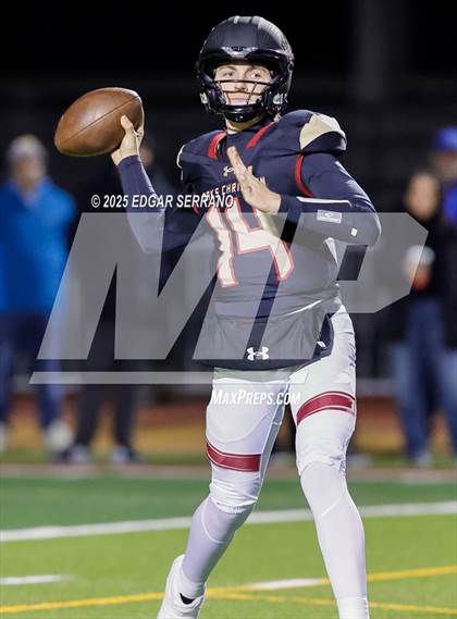 Thumbnail 3 in La Habra vs Oaks Christian (CIF SS D4 Semifinal) photogallery.