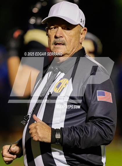 Thumbnail 3 in La Habra vs Oaks Christian (CIF SS D4 Semifinal) photogallery.