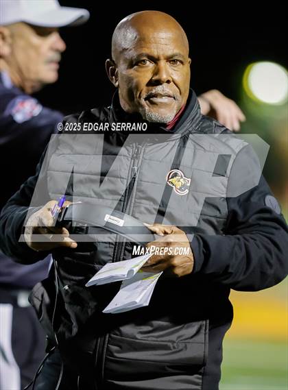 Thumbnail 3 in La Habra vs Oaks Christian (CIF SS D4 Semifinal) photogallery.