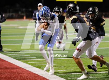Thumbnail 1 in La Habra vs Oaks Christian (CIF SS D4 Semifinal) photogallery.