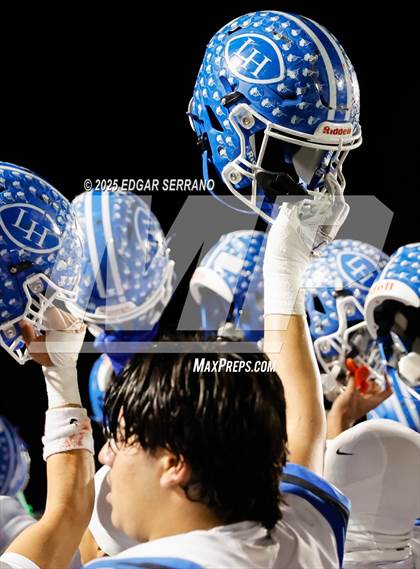 Thumbnail 1 in La Habra vs Oaks Christian (CIF SS D4 Semifinal) photogallery.