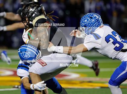 Thumbnail 1 in La Habra vs Oaks Christian (CIF SS D4 Semifinal) photogallery.
