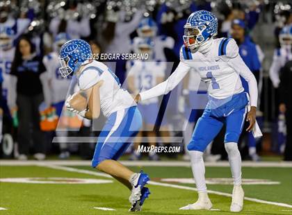 Thumbnail 3 in La Habra vs Oaks Christian (CIF SS D4 Semifinal) photogallery.