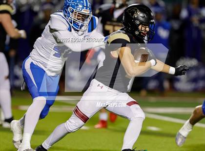 Thumbnail 2 in La Habra vs Oaks Christian (CIF SS D4 Semifinal) photogallery.