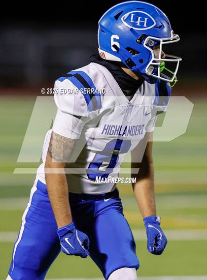 Thumbnail 1 in La Habra vs Oaks Christian (CIF SS D4 Semifinal) photogallery.