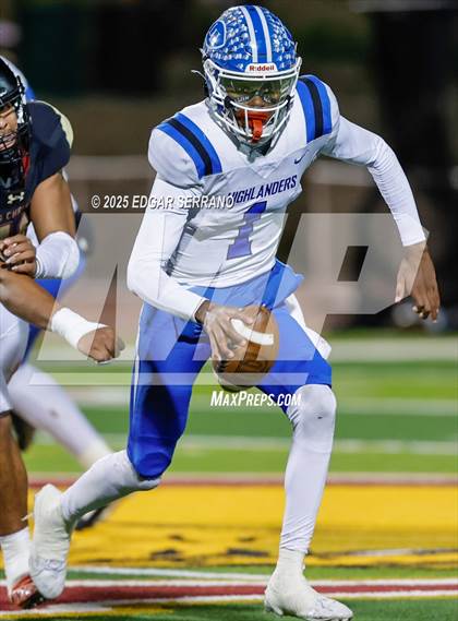 Thumbnail 3 in La Habra vs Oaks Christian (CIF SS D4 Semifinal) photogallery.