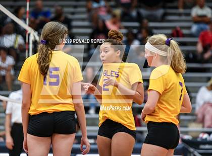 Thumbnail 2 in Carthage vs Richardson (Garland ISD Tournament) photogallery.