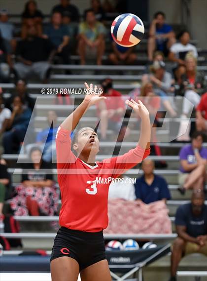 Thumbnail 3 in Carthage vs Richardson (Garland ISD Tournament) photogallery.