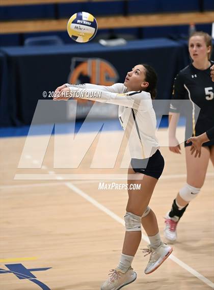 Thumbnail 2 in Berean Christian vs.Victory Christian Academy (CIF State D5 Final) photogallery.