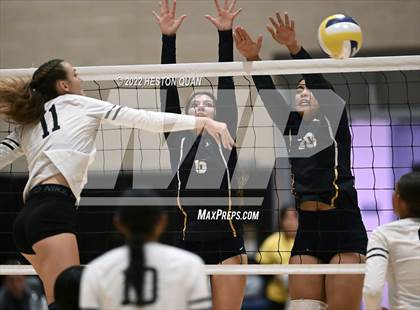 Thumbnail 3 in Berean Christian vs.Victory Christian Academy (CIF State D5 Final) photogallery.