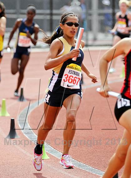 Thumbnail 1 in Arcadia Invitational (Distance Medley) photogallery.