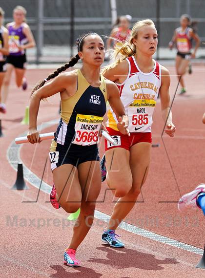 Thumbnail 2 in Arcadia Invitational (Distance Medley) photogallery.