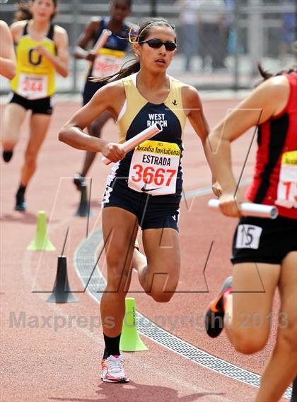 Thumbnail 3 in Arcadia Invitational (Distance Medley) photogallery.