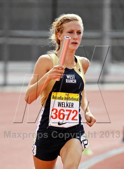 Thumbnail 3 in Arcadia Invitational (Distance Medley) photogallery.