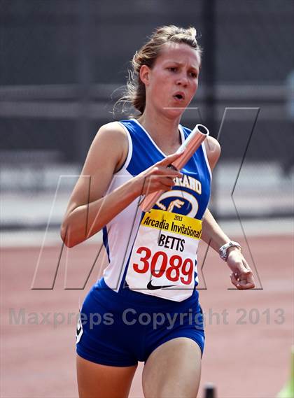Thumbnail 2 in Arcadia Invitational (Distance Medley) photogallery.