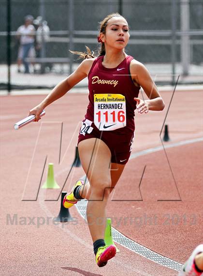 Thumbnail 2 in Arcadia Invitational (Distance Medley) photogallery.