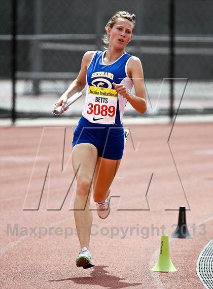 Thumbnail 1 in Arcadia Invitational (Distance Medley) photogallery.