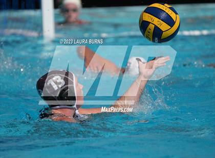 Thumbnail 3 in Saint Francis vs Arroyo Grande (Arroyo Grande Fall Classic) photogallery.