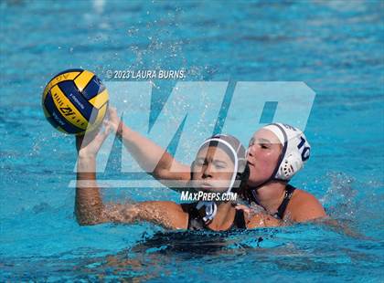 Thumbnail 3 in Saint Francis vs Arroyo Grande (Arroyo Grande Fall Classic) photogallery.