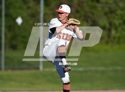 Thumbnail 1 in Yorktown @ White Plains photogallery.