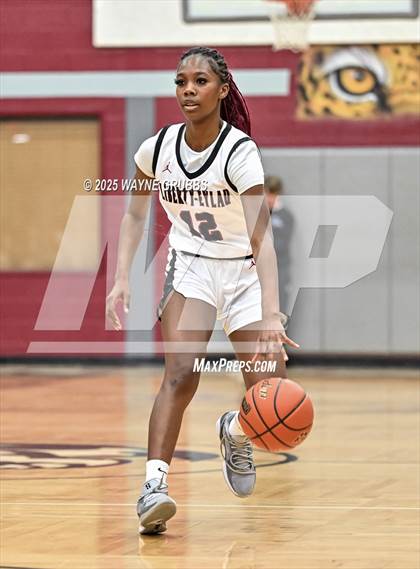 Thumbnail 2 in Hooks @ Liberty-Eylau photogallery.