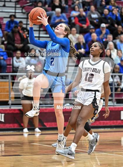 Thumbnail 2 in Hooks @ Liberty-Eylau photogallery.