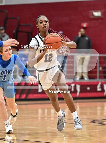 Thumbnail 3 in Hooks @ Liberty-Eylau photogallery.